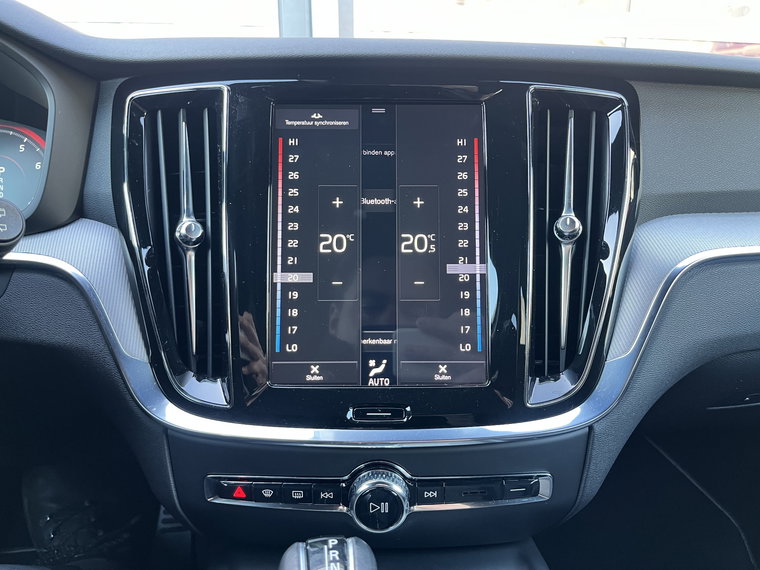 Vehicle Image 40