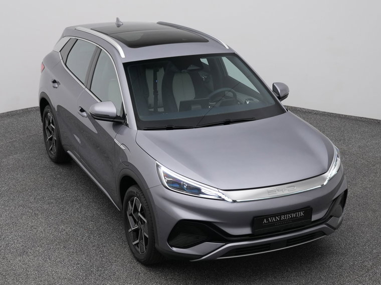Vehicle Image 23