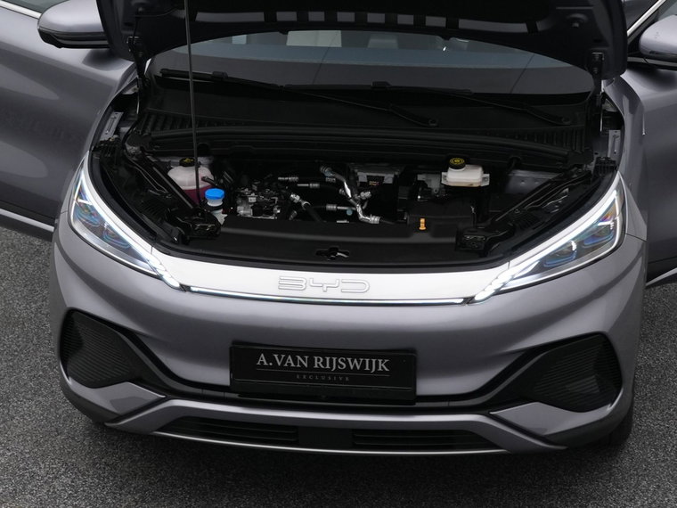 Vehicle Image 30