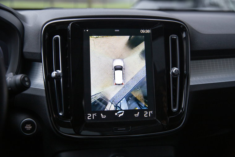 Vehicle Image 21