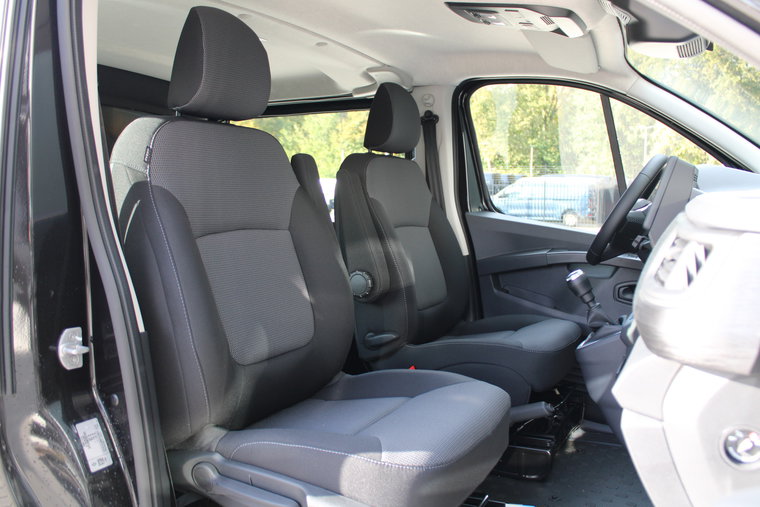 Vehicle Image 35