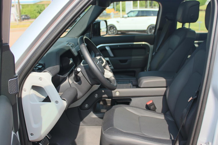 Vehicle Image 19