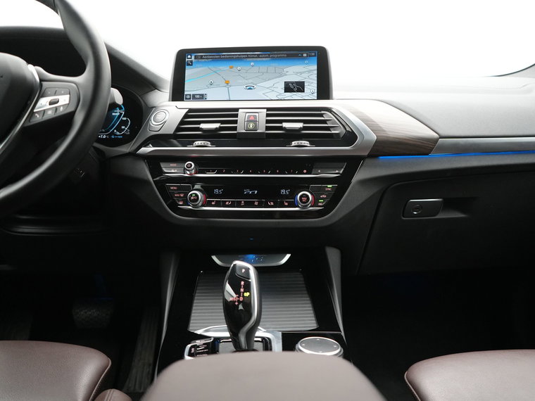 Vehicle Image 39