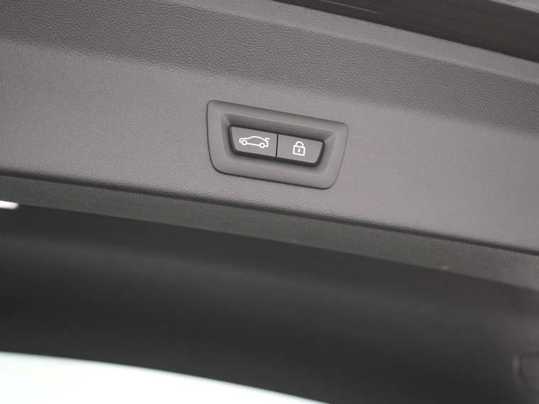 Vehicle Image 40