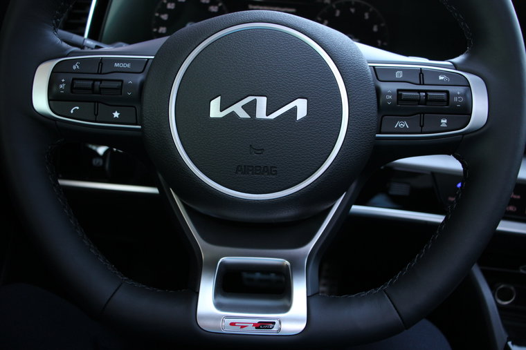 Vehicle Image 27