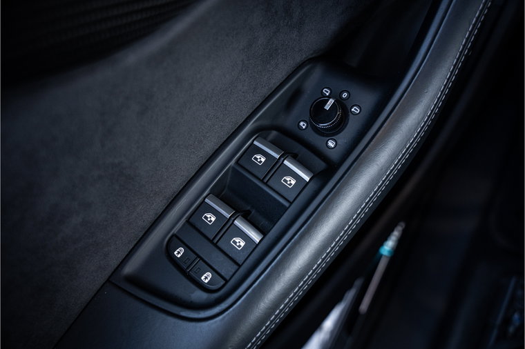 Vehicle Image 40