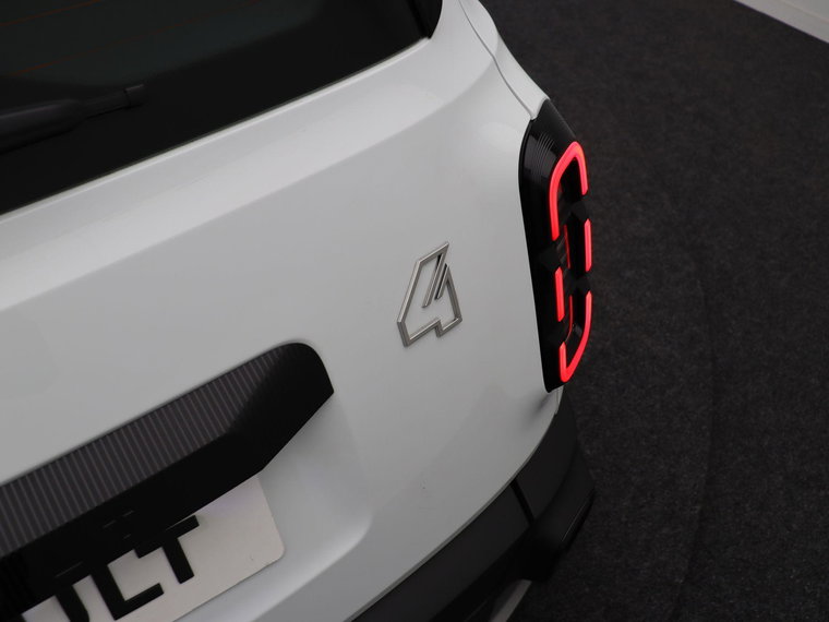 Vehicle Image 40