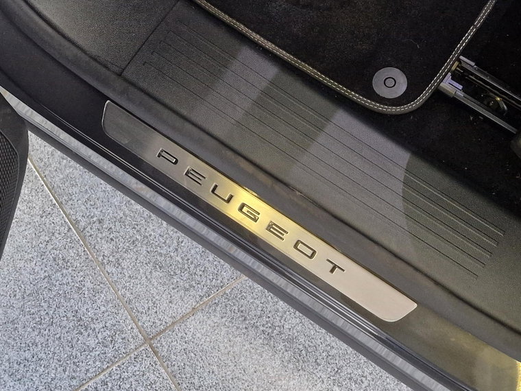 Vehicle Image 39