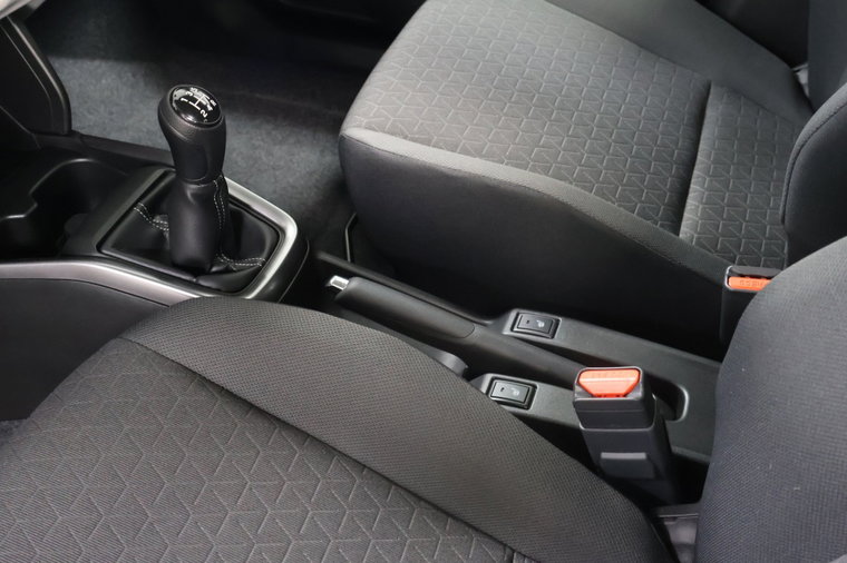Vehicle Image 30