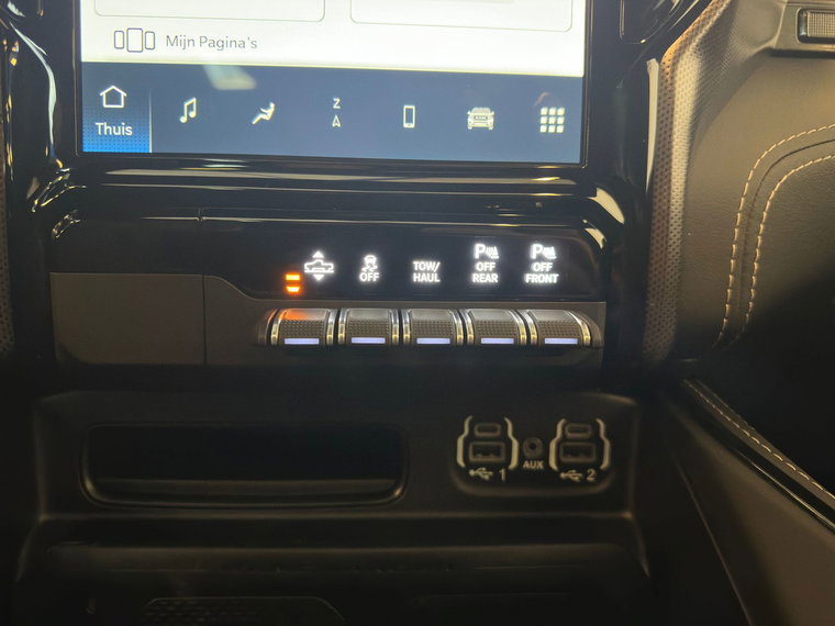 Vehicle Image 27