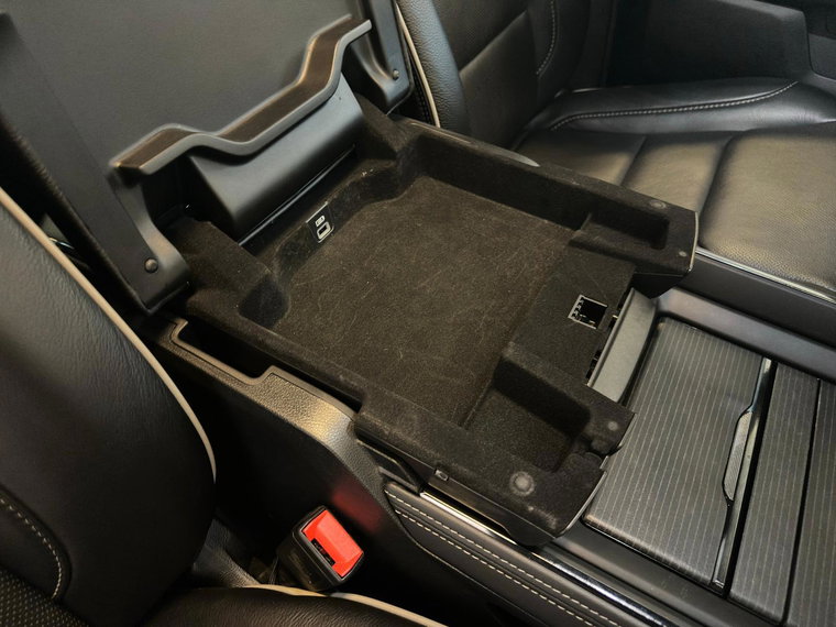 Vehicle Image 45