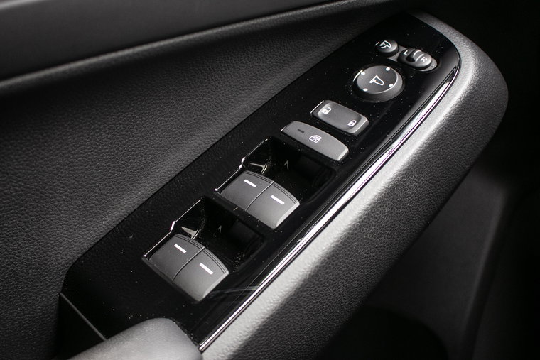 Vehicle Image 42
