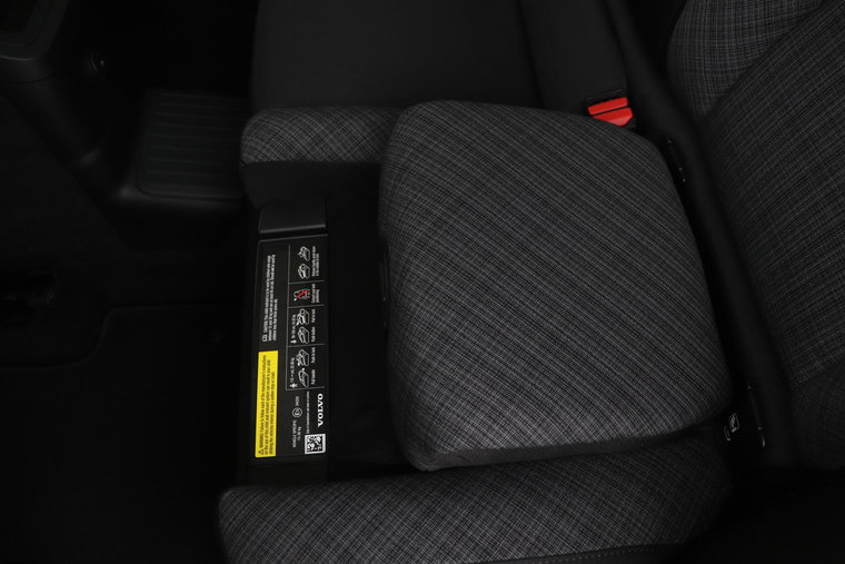 Vehicle Image 46