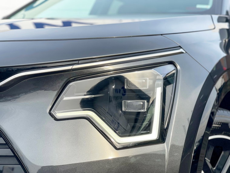Vehicle Image 31