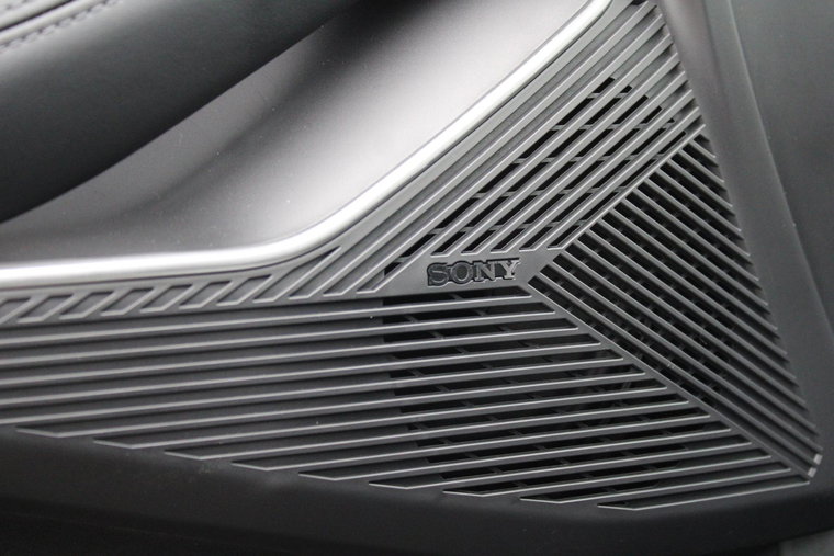 Vehicle Image 36