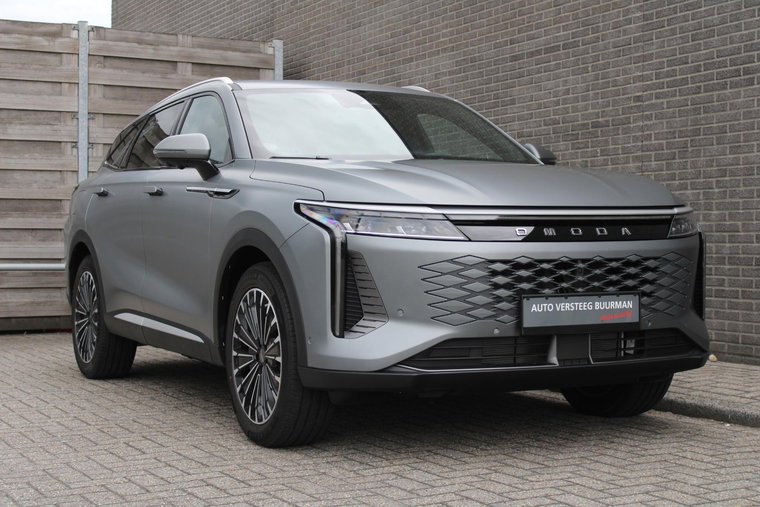 Vehicle Image 42