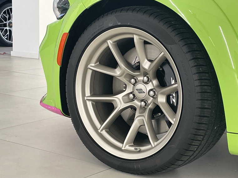 Vehicle Image 26
