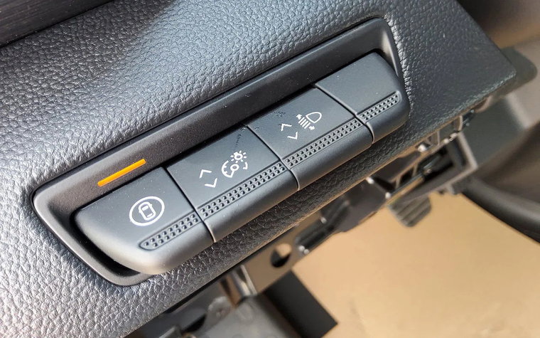 Vehicle Image 22