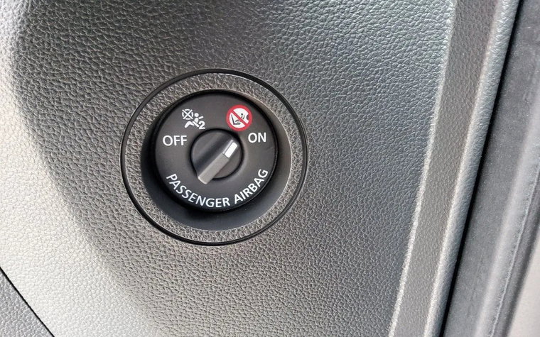 Vehicle Image 28