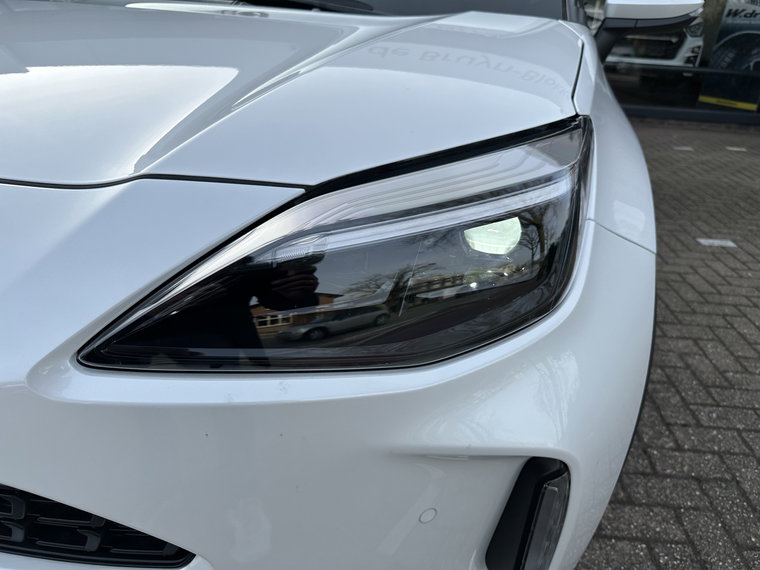 Vehicle Image 13