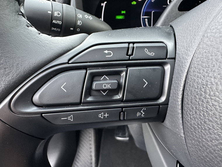 Vehicle Image 28