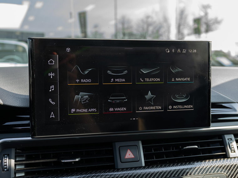 Vehicle Image 33