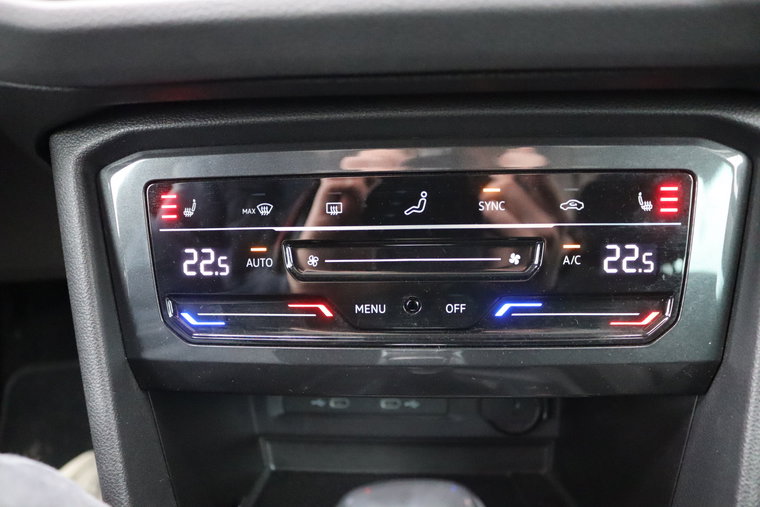 Vehicle Image 26