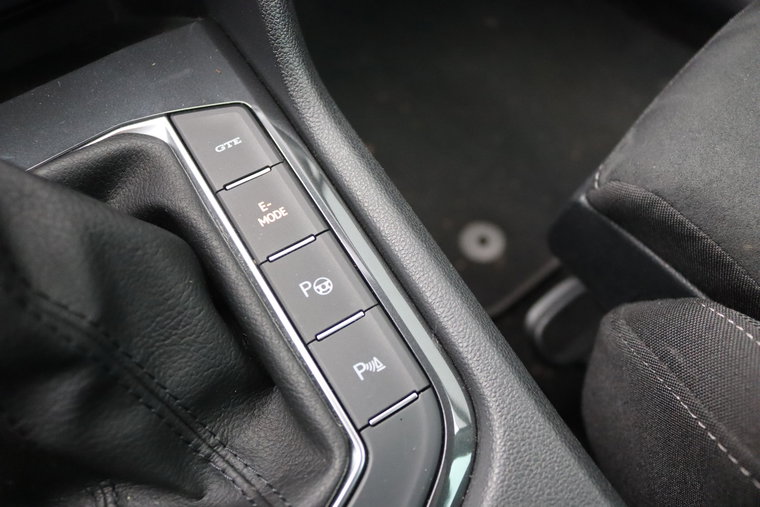 Vehicle Image 28