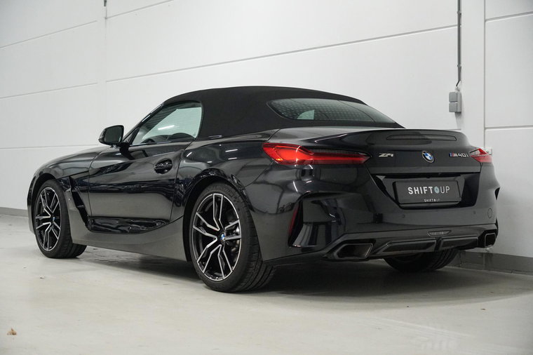 Vehicle Image 37