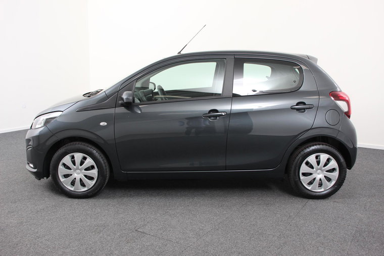 Vehicle Image 6