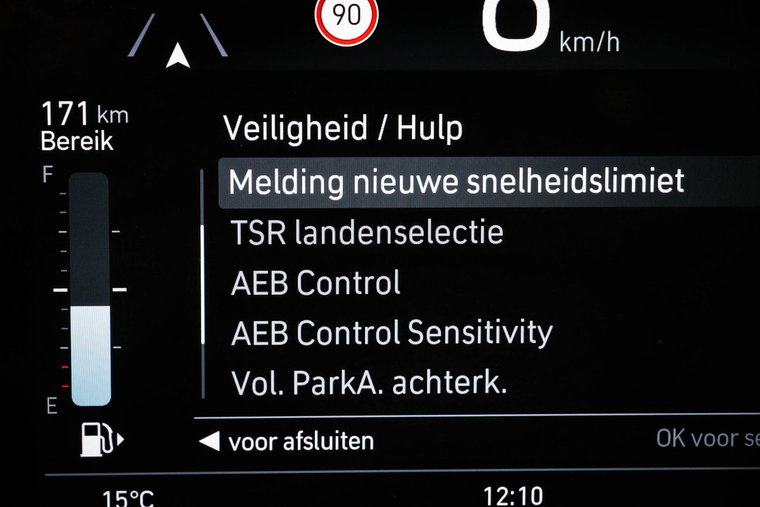 Vehicle Image 35