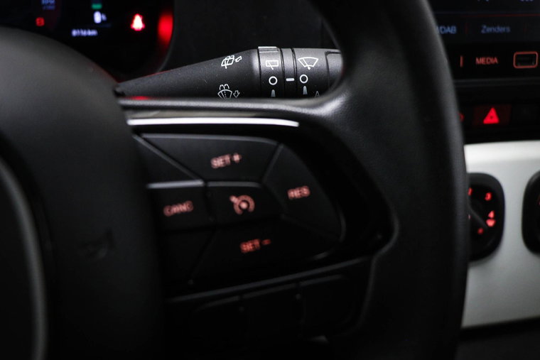 Vehicle Image 40