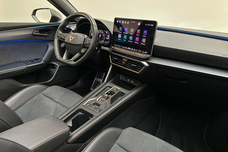 Vehicle Image 13