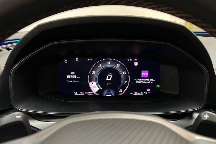 Vehicle Image 21