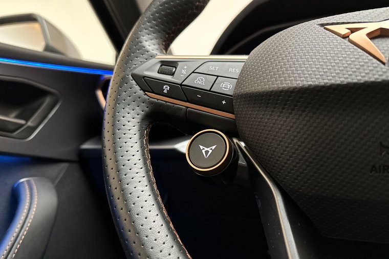 Vehicle Image 22