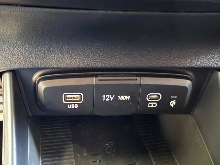 Vehicle Image 22