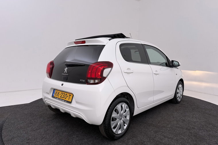Vehicle Image 33