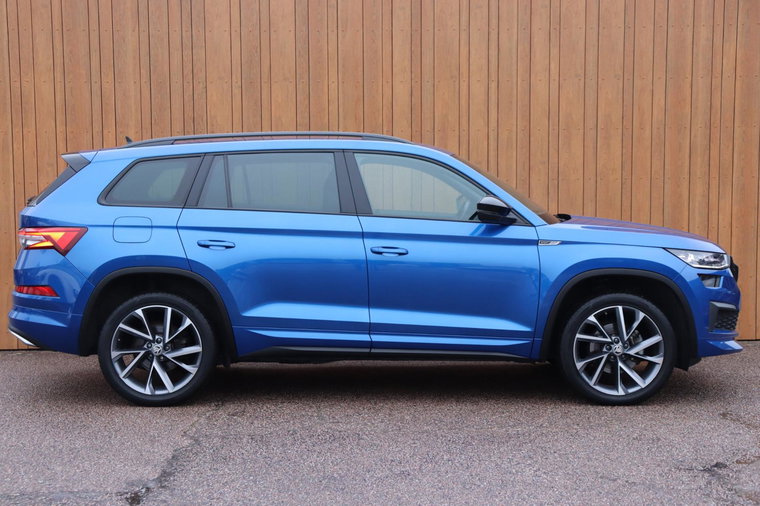 Vehicle Image 5