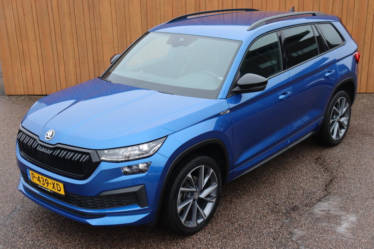 Vehicle Image 6