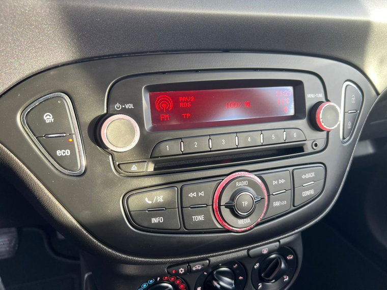 Vehicle Image 18