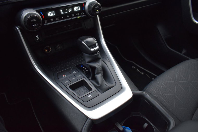 Vehicle Image 26