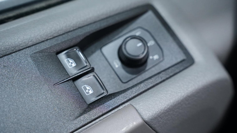 Vehicle Image 37