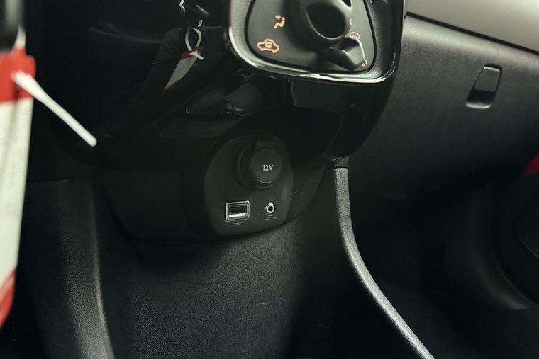 Vehicle Image 20