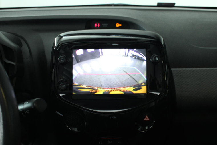 Vehicle Image 15