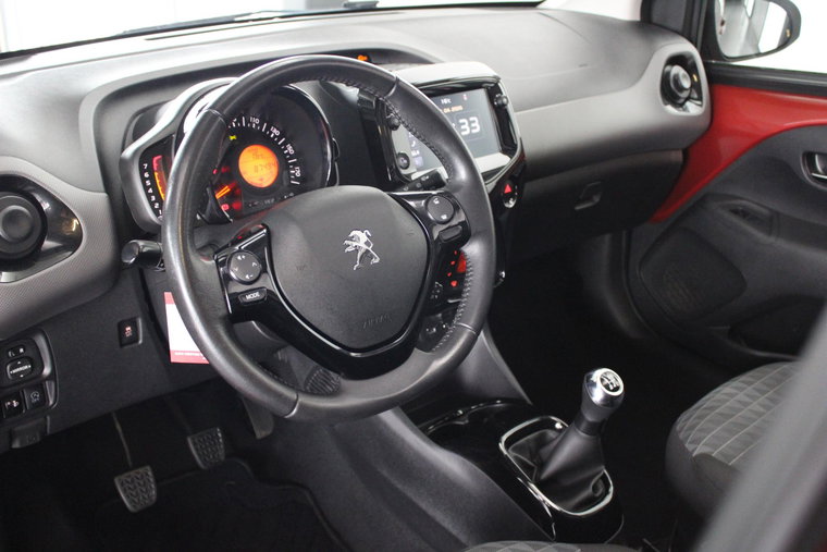 Vehicle Image 26