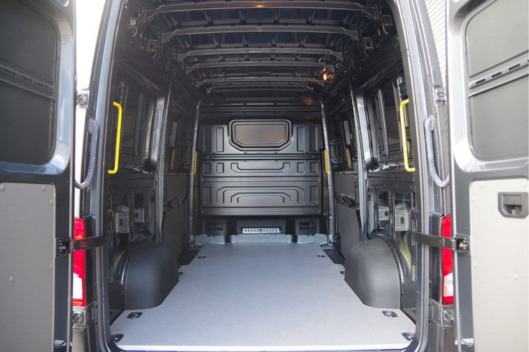 Vehicle Image 12