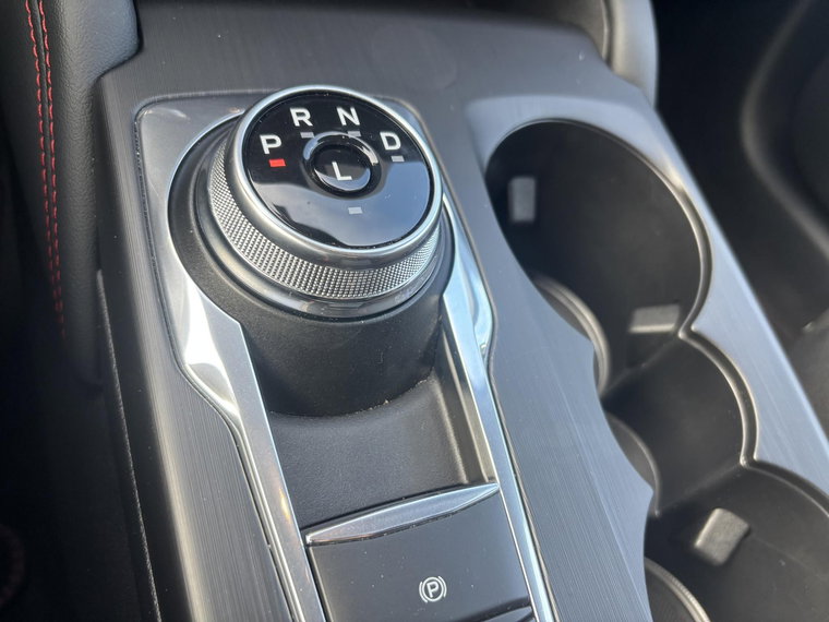 Vehicle Image 23