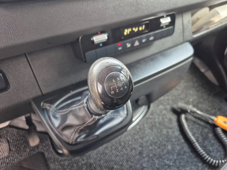 Vehicle Image 28