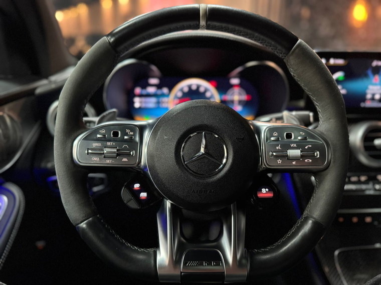 Vehicle Image 32