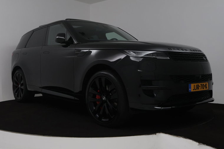 Vehicle Image 8